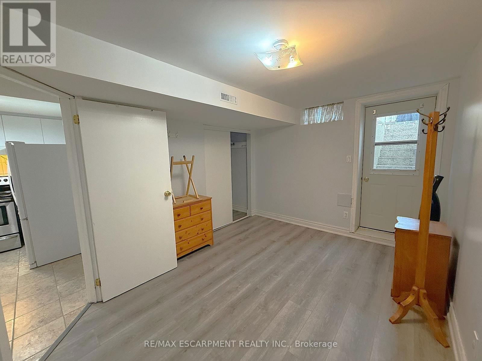 Basement - 25 PRAIRIE ROSE CIRCLE Image 4
