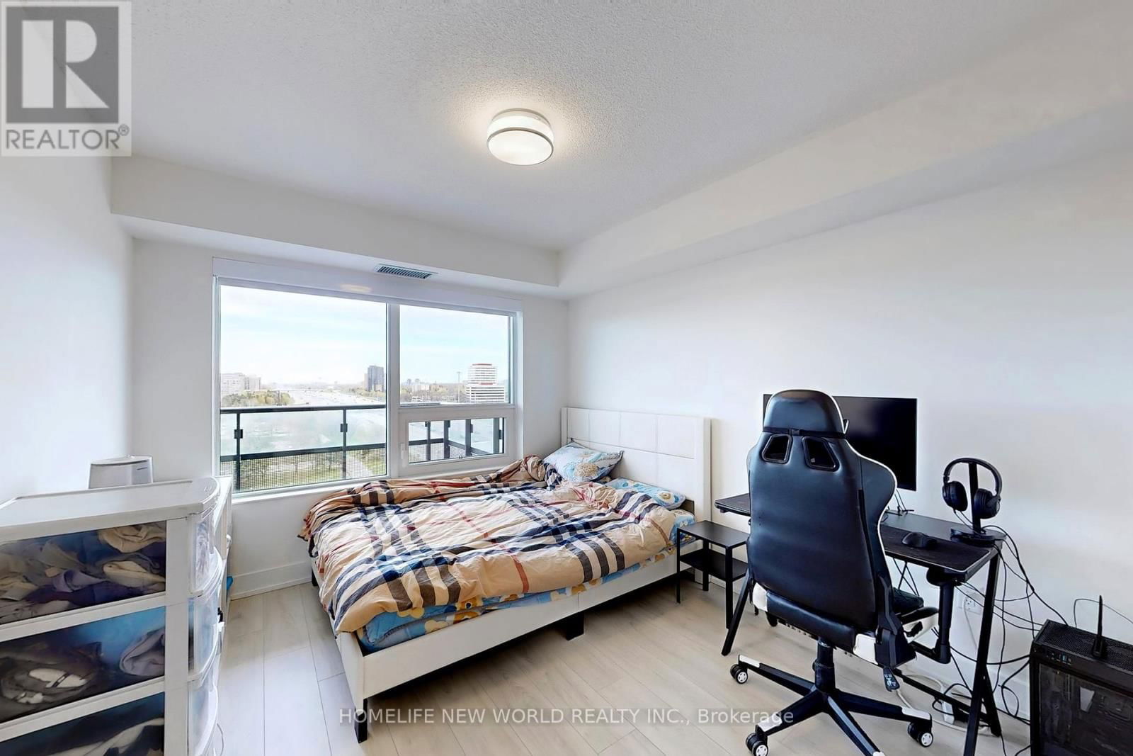 905 - 10 EVA ROAD Image 13