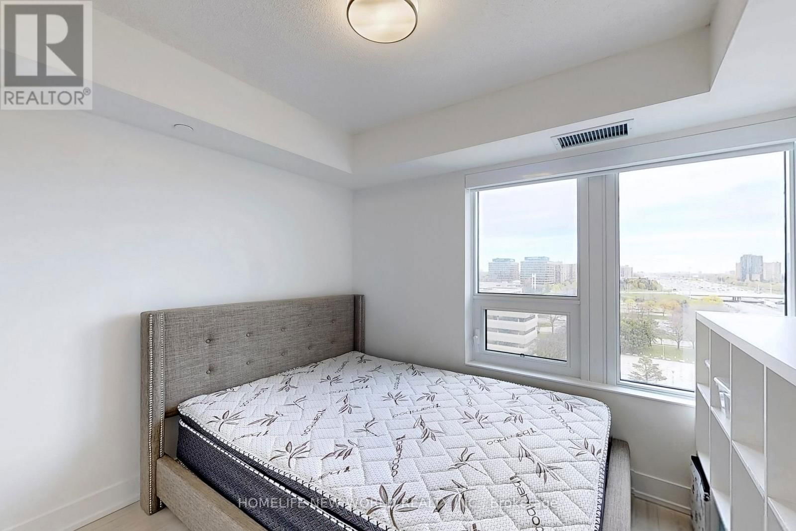 905 - 10 EVA ROAD Image 18