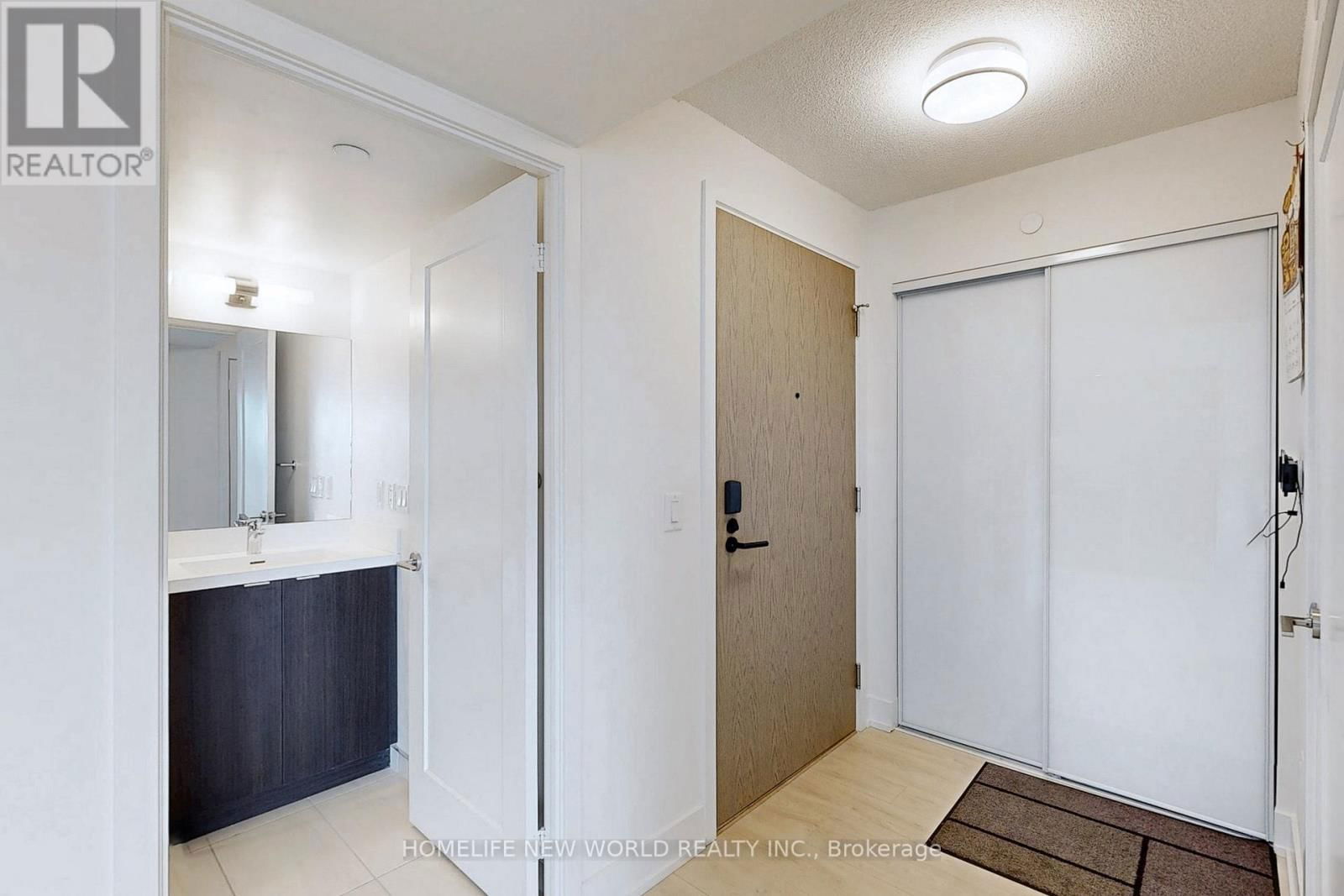 905 - 10 EVA ROAD Image 23