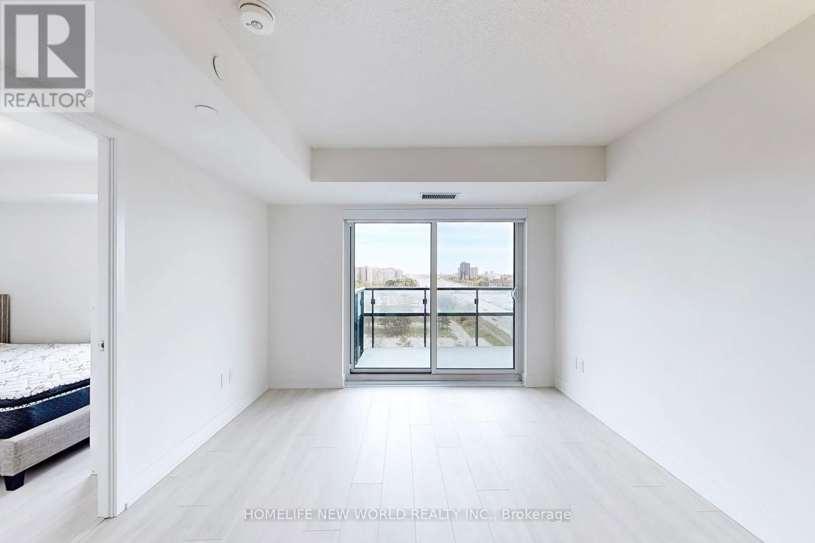 905 - 10 EVA ROAD Image 3