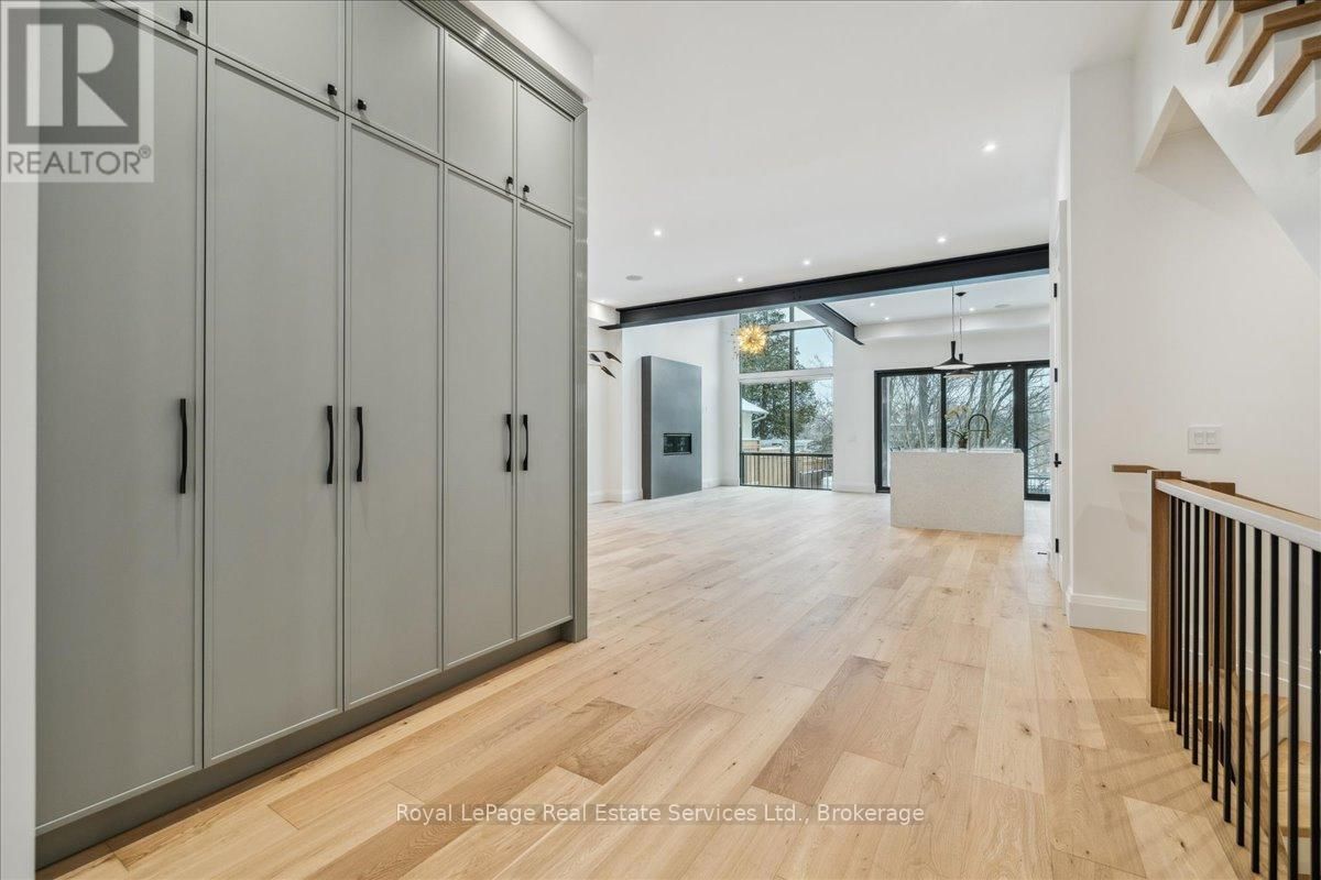 68 NAVY STREET Image 8