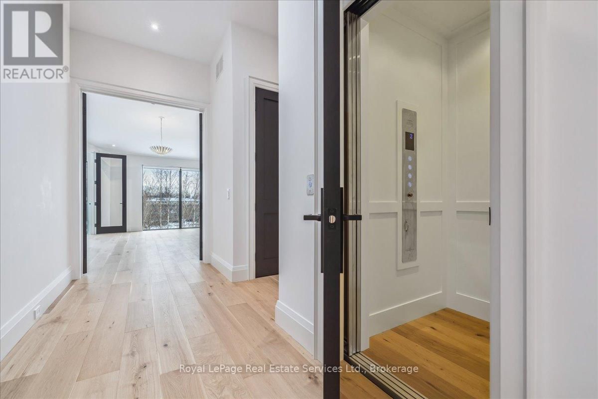 70 NAVY STREET Image 16