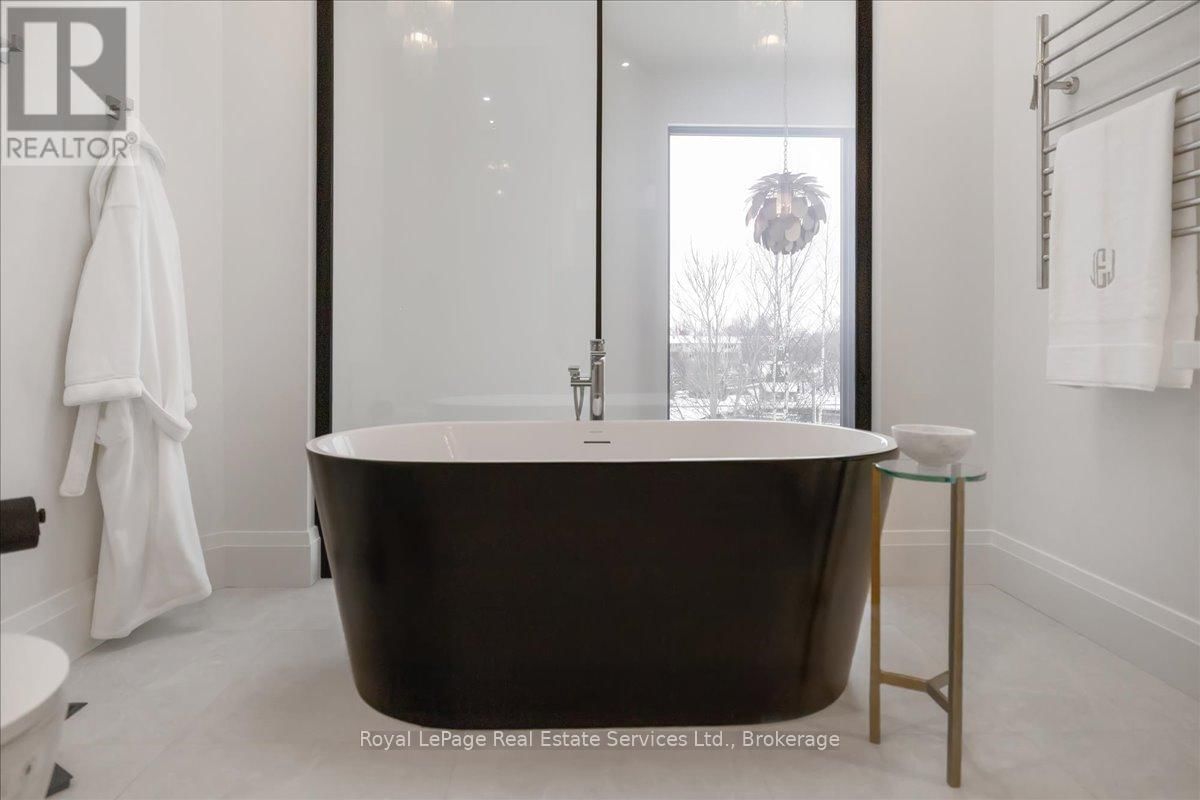 70 NAVY STREET Image 24