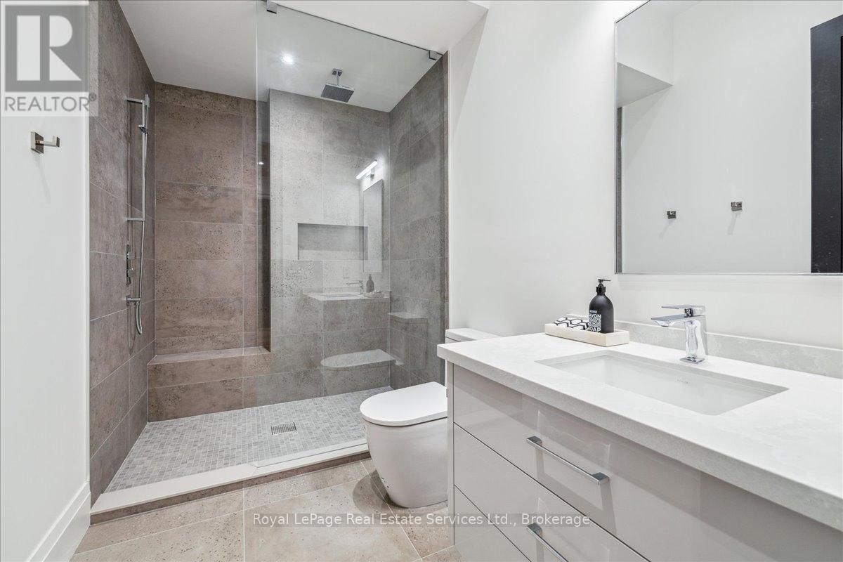 70 NAVY STREET Image 32