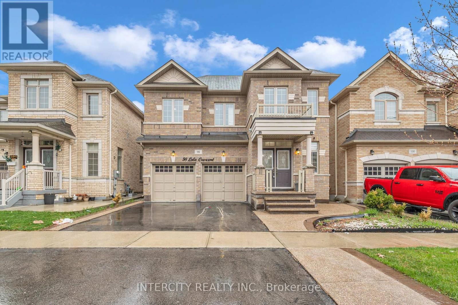 98 LOLA CRESCENT Image 1