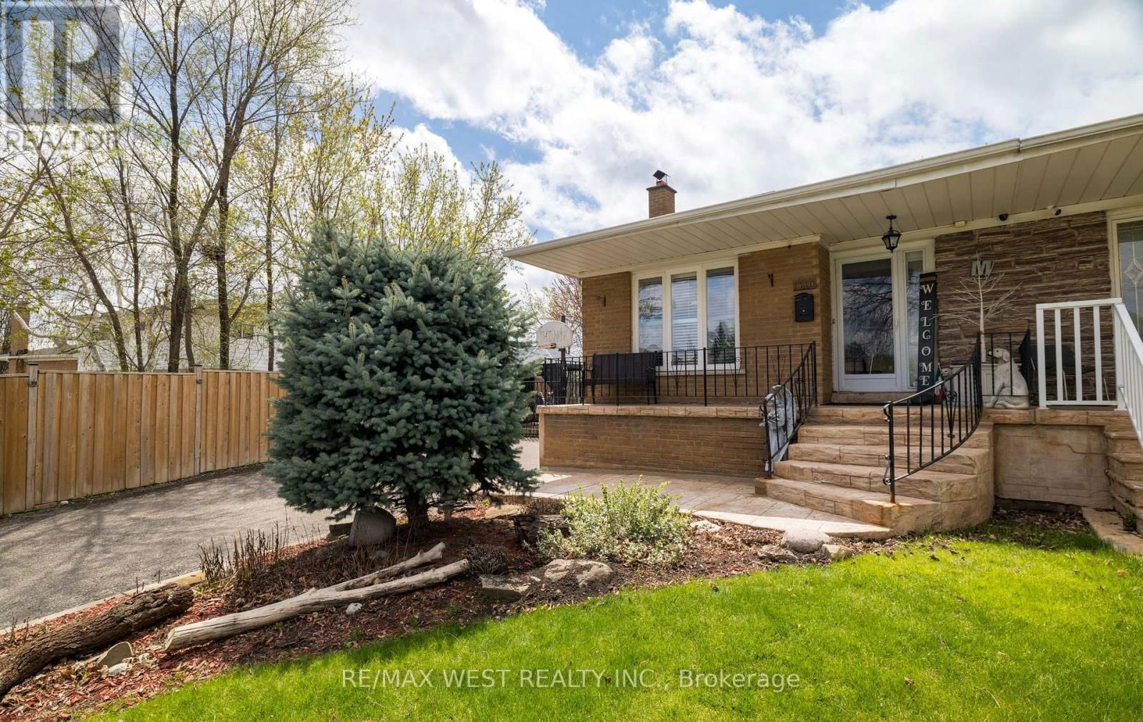 7110 CODLIN AVENUE Image 3