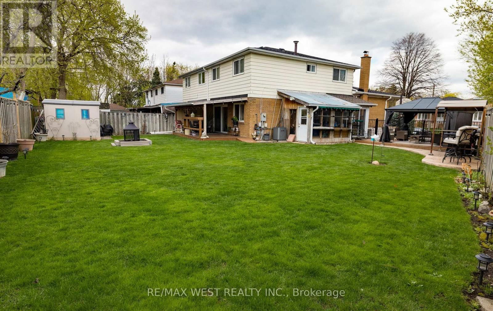 7110 CODLIN AVENUE Image 33