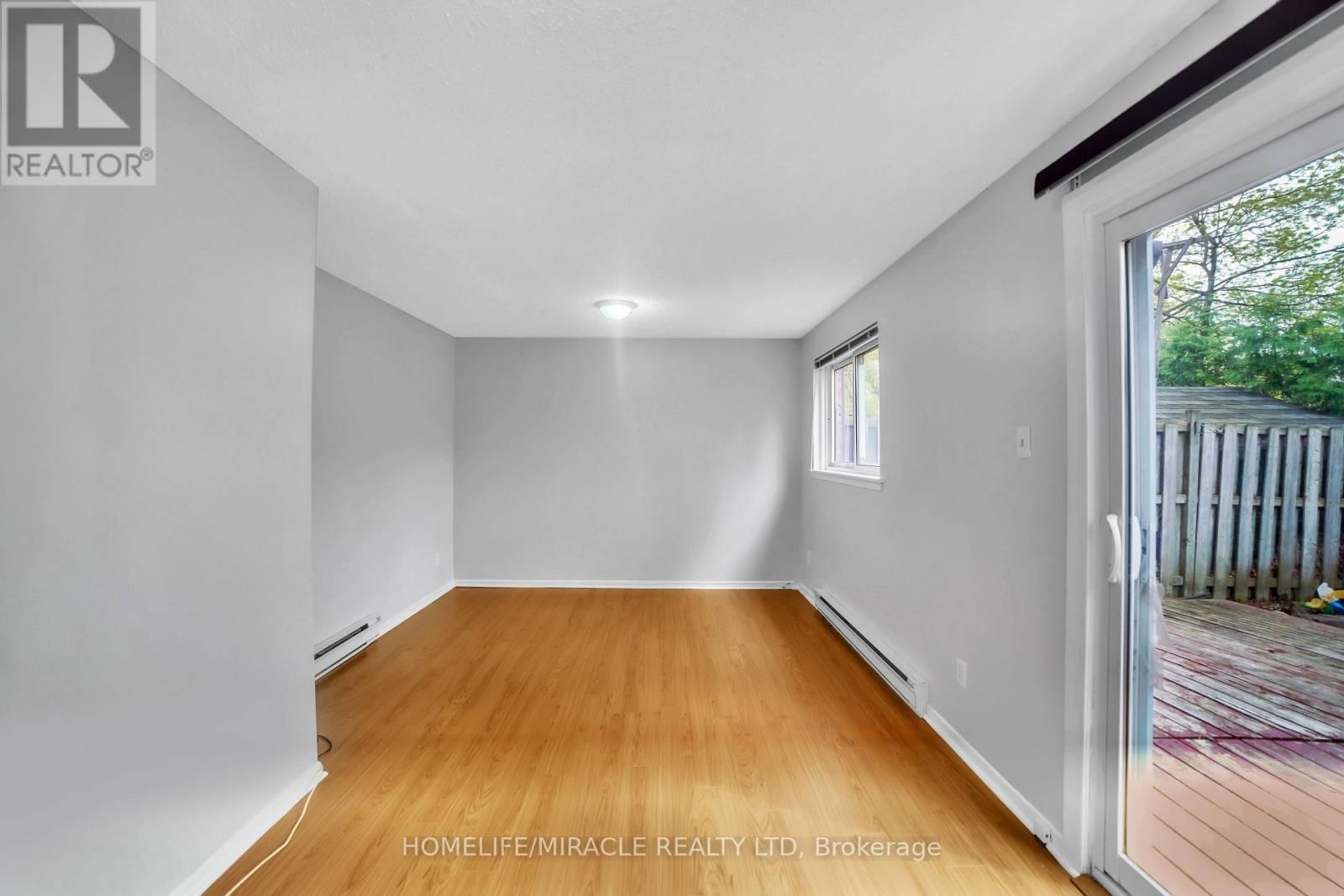 22 ROSSET CRESCENT Image 29
