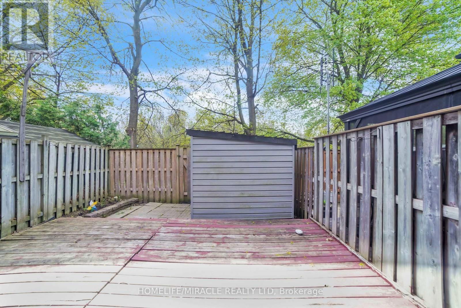 22 ROSSET CRESCENT Image 33
