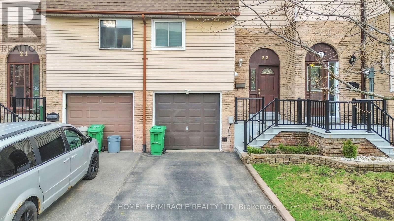 22 ROSSET CRESCENT Image 5