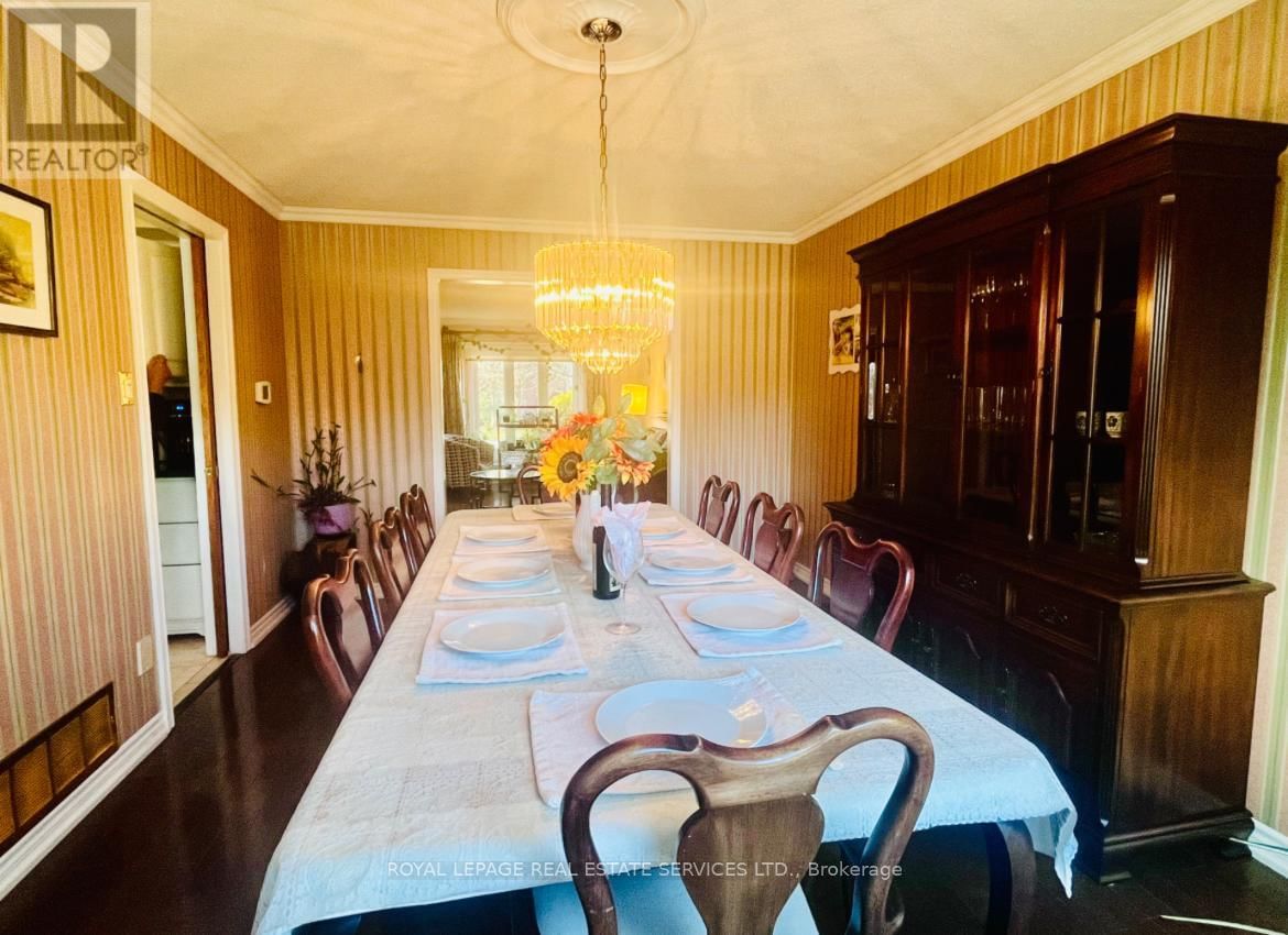 UPPER - 1417 THISTLEDOWN ROAD Image 10