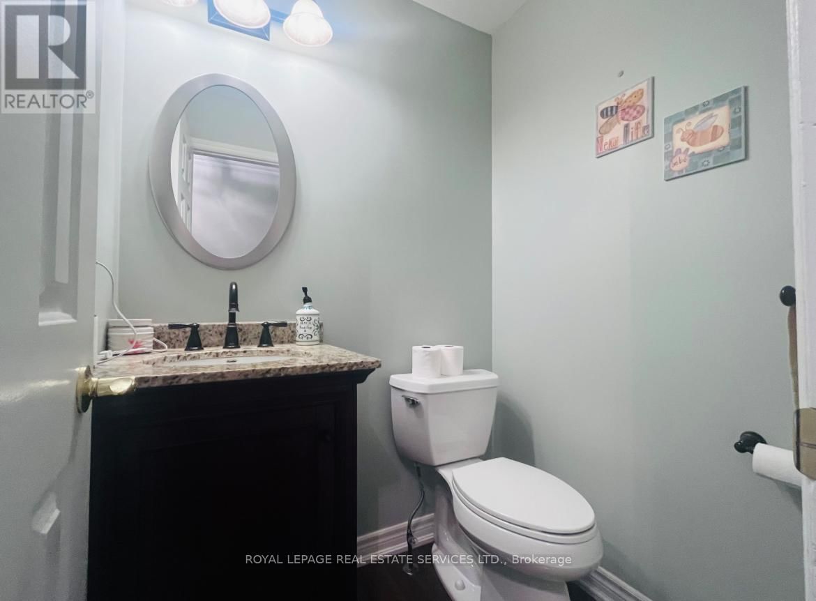 UPPER - 1417 THISTLEDOWN ROAD Image 17