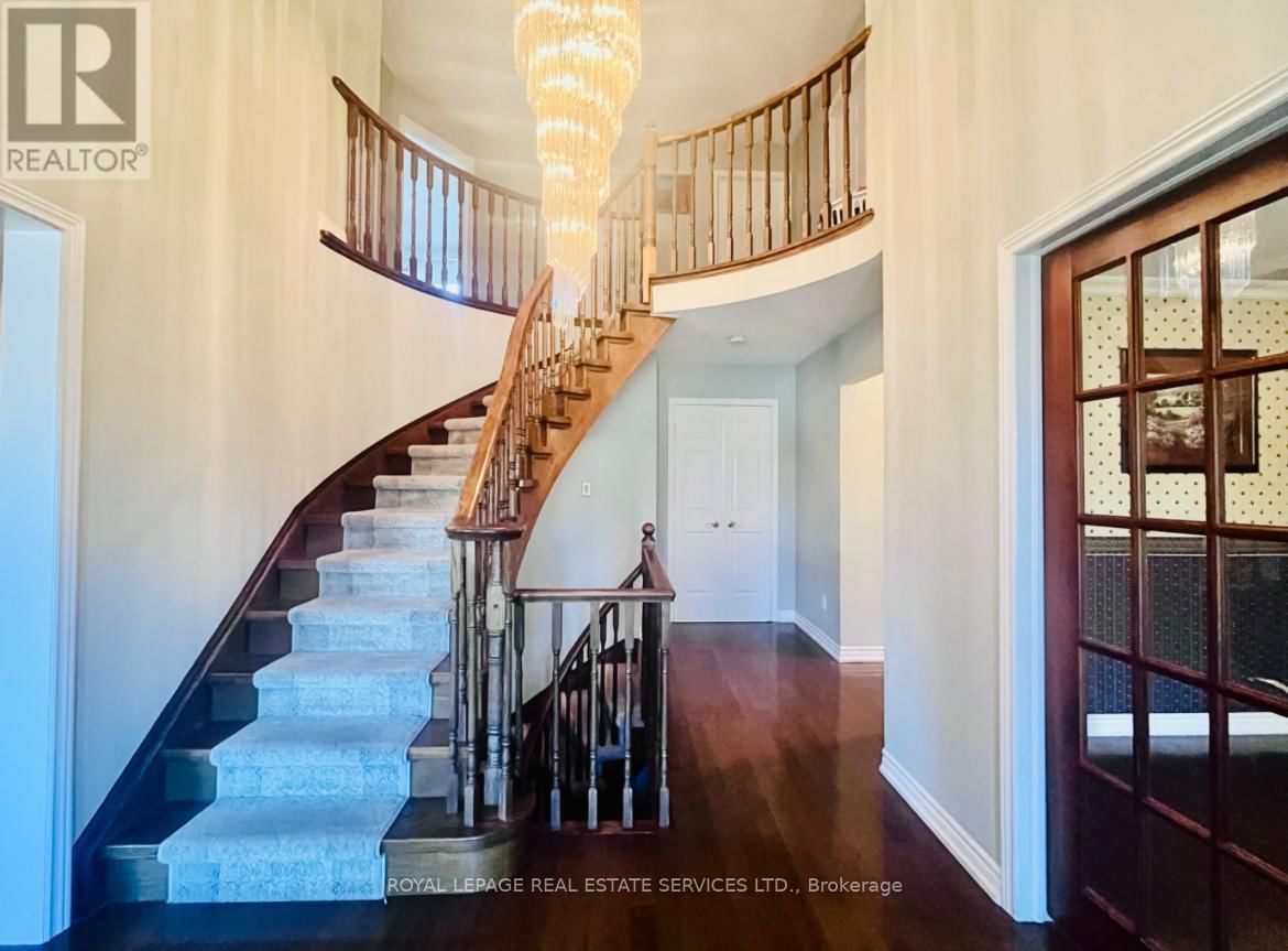 UPPER - 1417 THISTLEDOWN ROAD Image 5