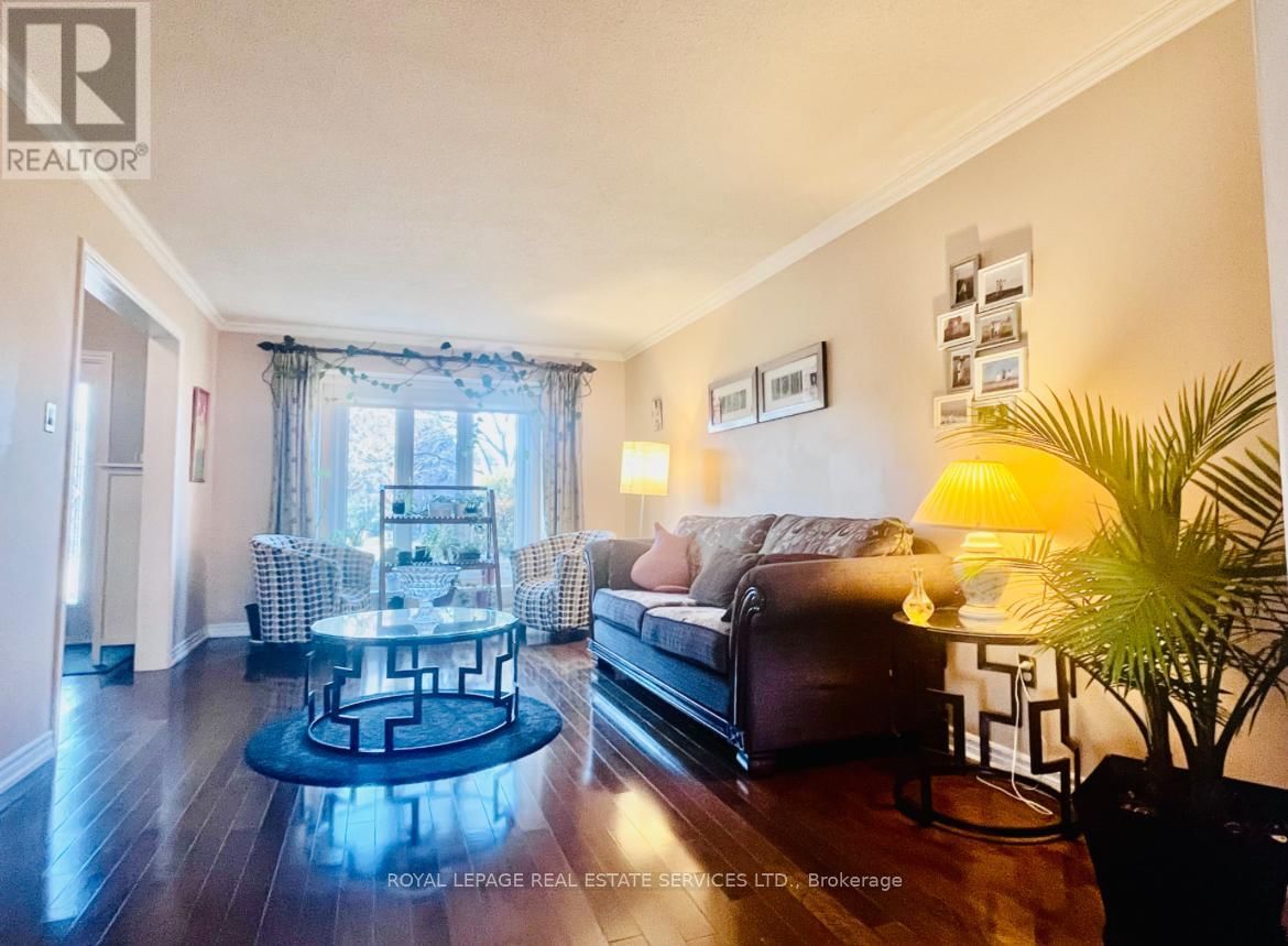 UPPER - 1417 THISTLEDOWN ROAD Image 6