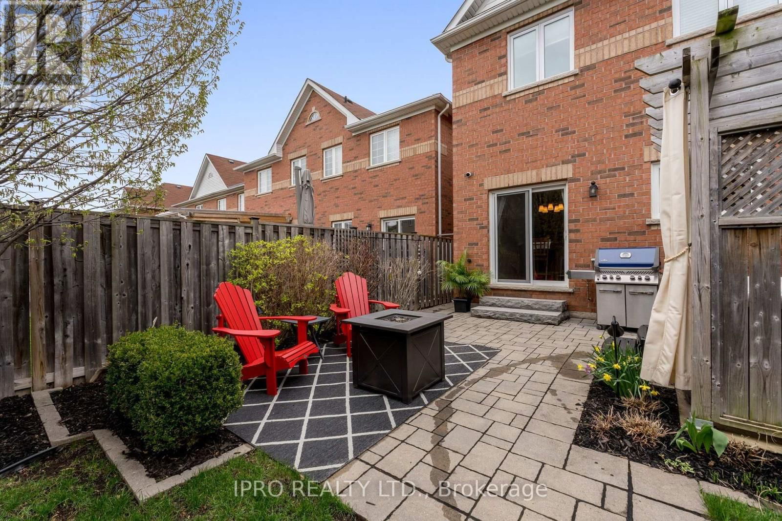 126 NIAGARA TRAIL Image 39
