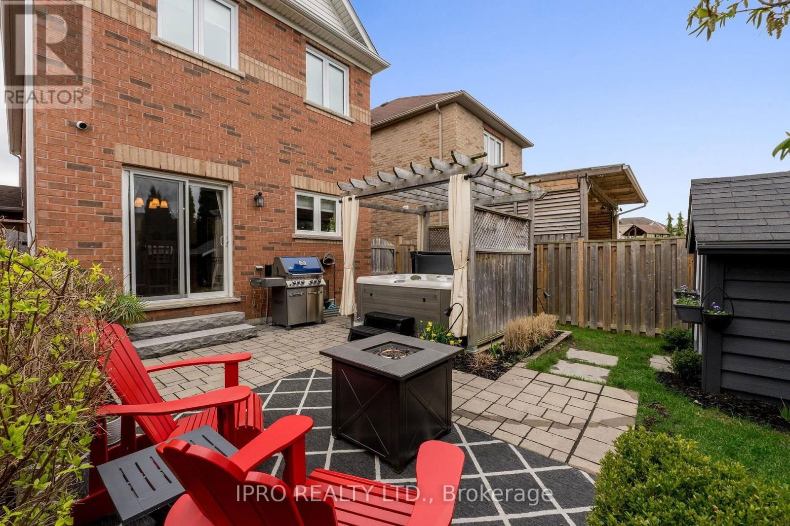 126 NIAGARA TRAIL Image 40