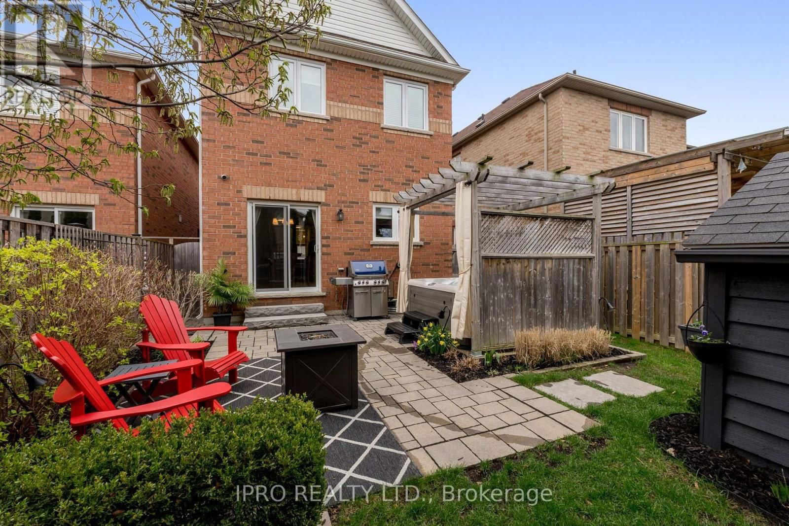 126 NIAGARA TRAIL Image 41