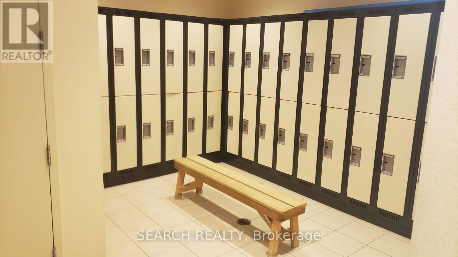 302 - 60 VIA ROSEDALE WAY Image 11