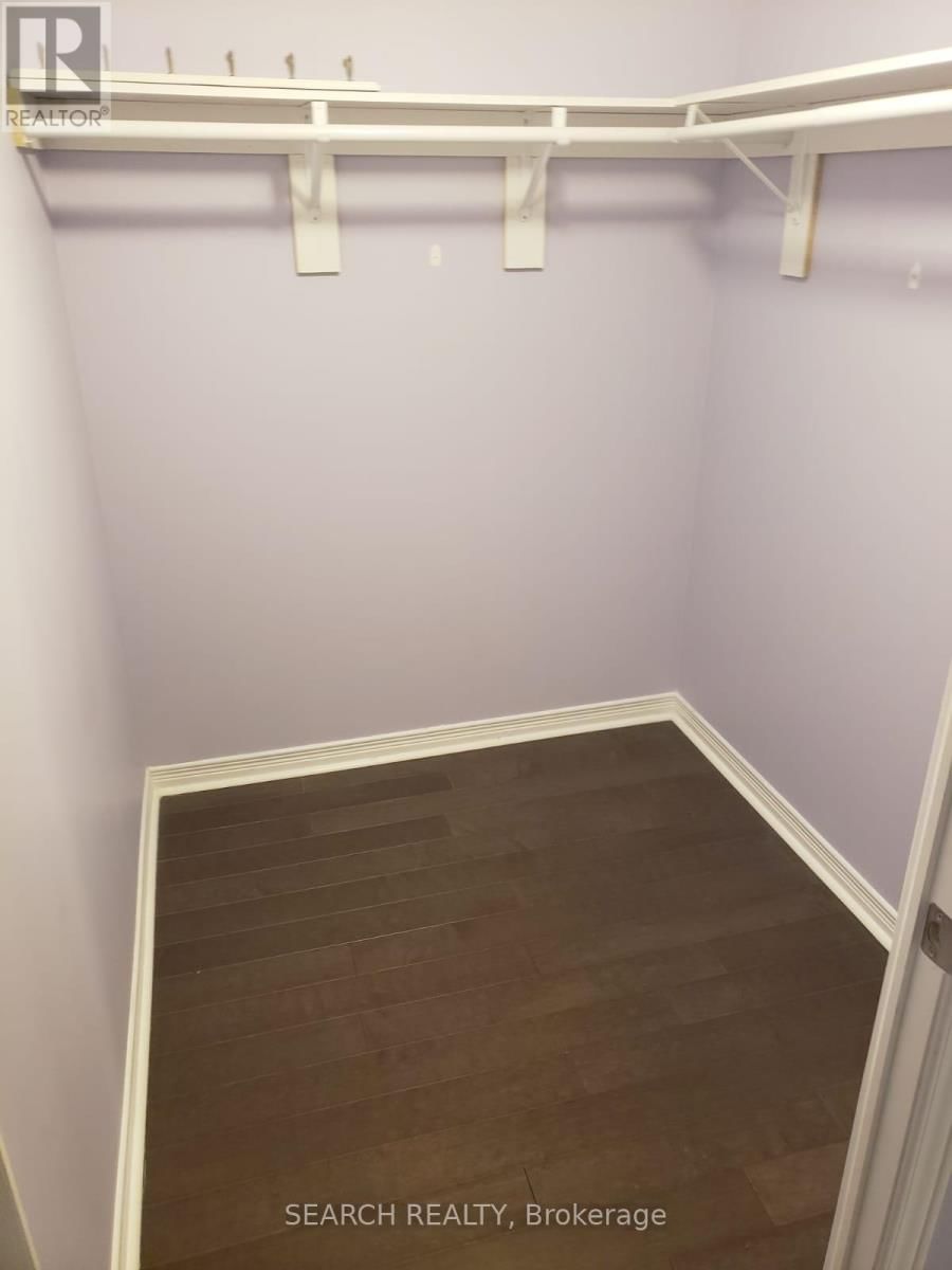 302 - 60 VIA ROSEDALE WAY Image 30