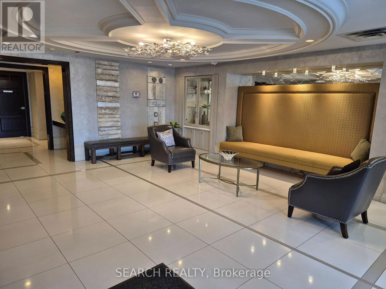 302 - 60 VIA ROSEDALE WAY Image 32