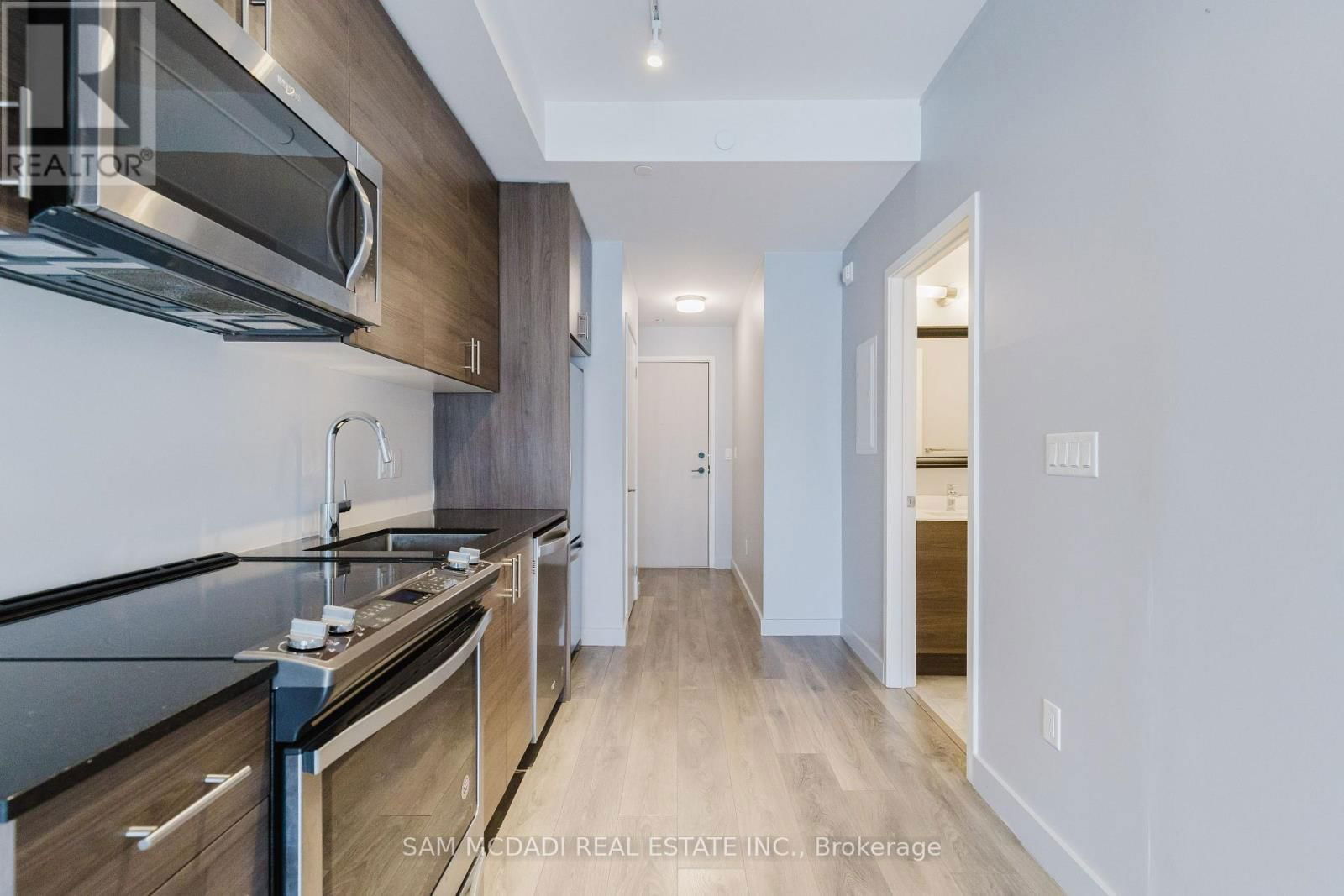 105 - 168 SABINA DRIVE Image 13