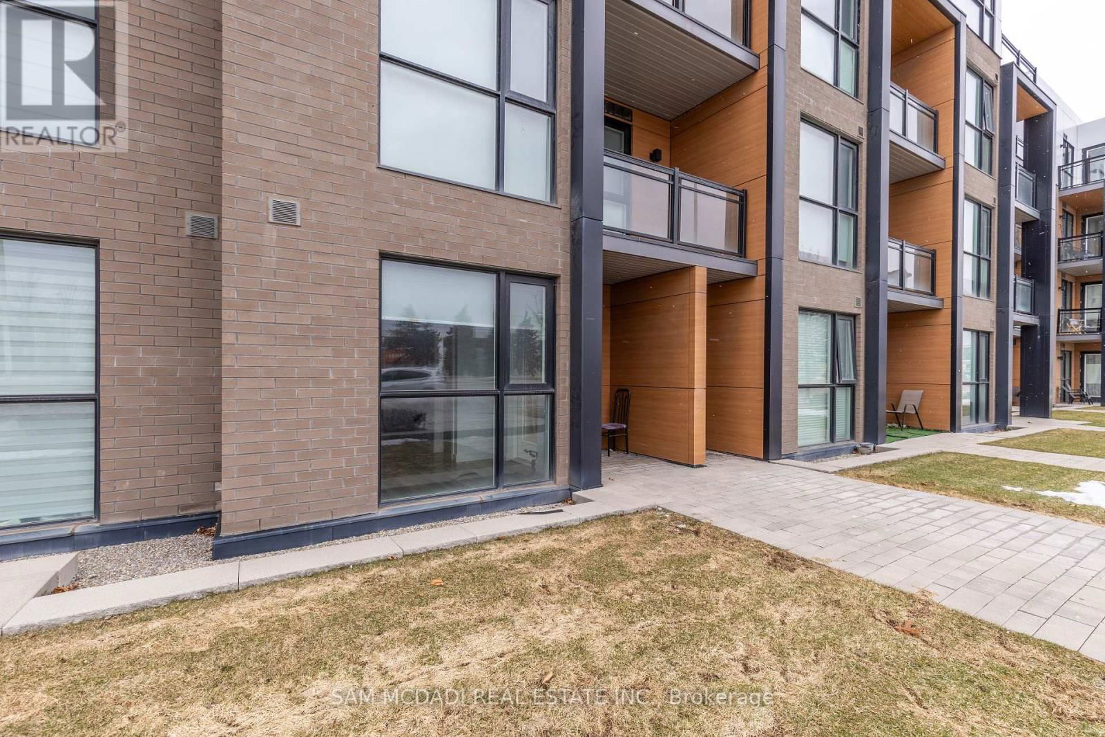 105 - 168 SABINA DRIVE Image 25