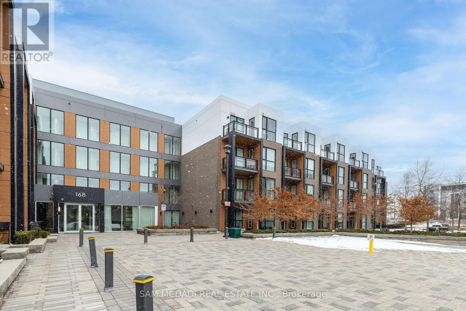 105 - 168 SABINA DRIVE Image 3