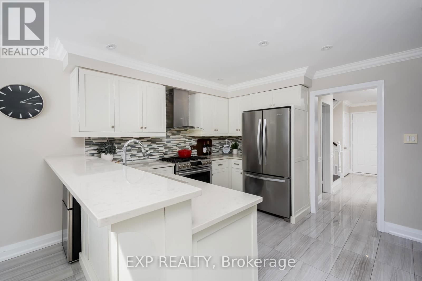 2906 PEACOCK DRIVE Image 12