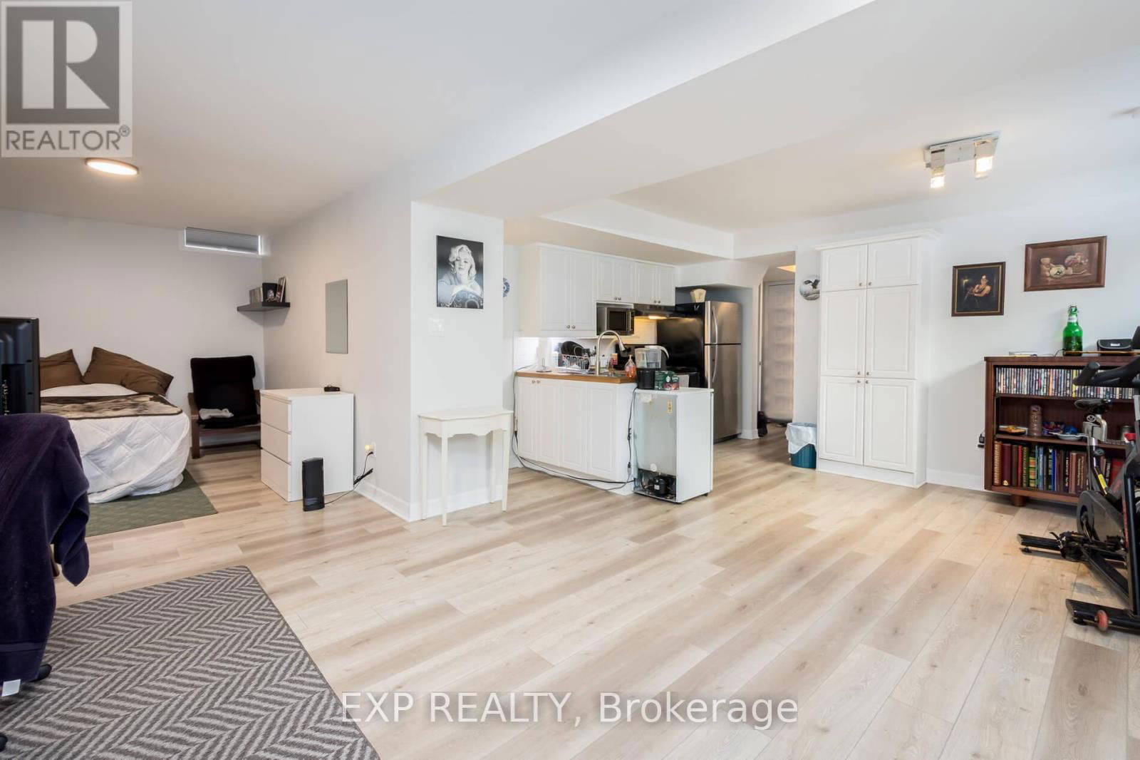 2906 PEACOCK DRIVE Image 35