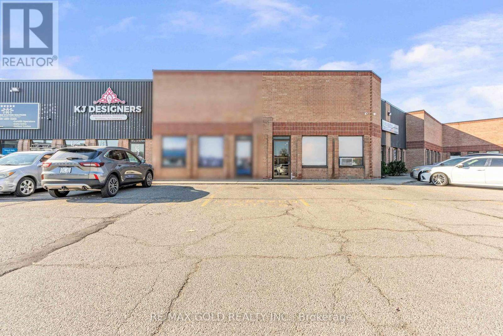 57 & 58 - 173 ADVANCE BOULEVARD Image 16