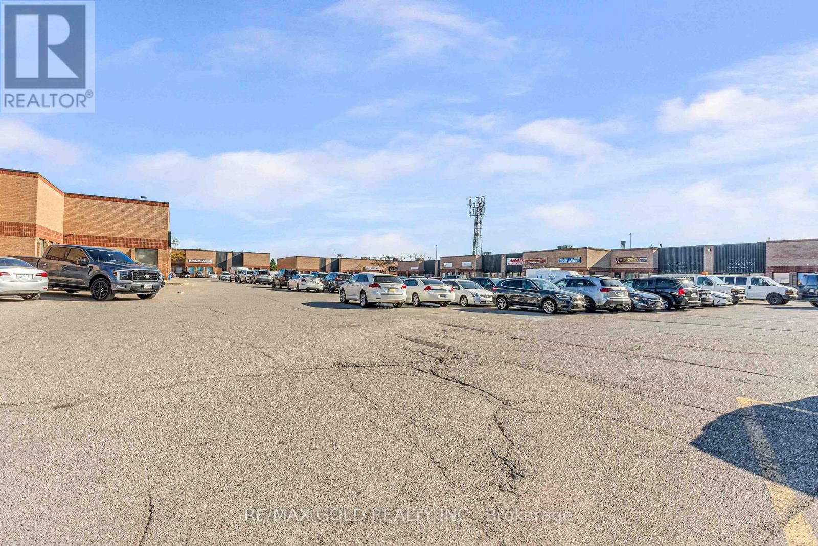 57 & 58 - 173 ADVANCE BOULEVARD Image 4