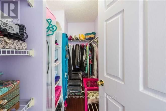 602 - 285 ENFIELD PLACE Image 11