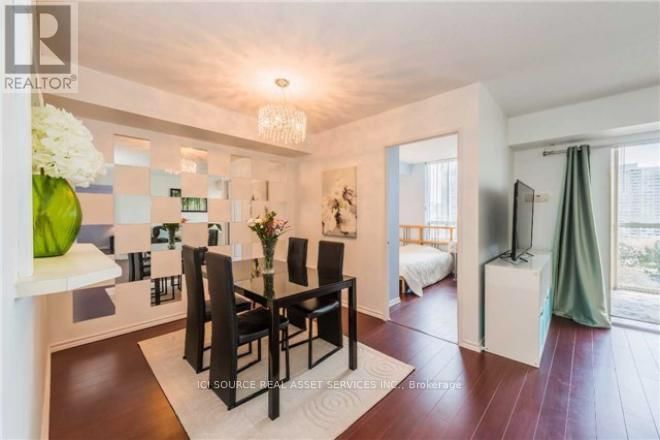 602 - 285 ENFIELD PLACE Image 7