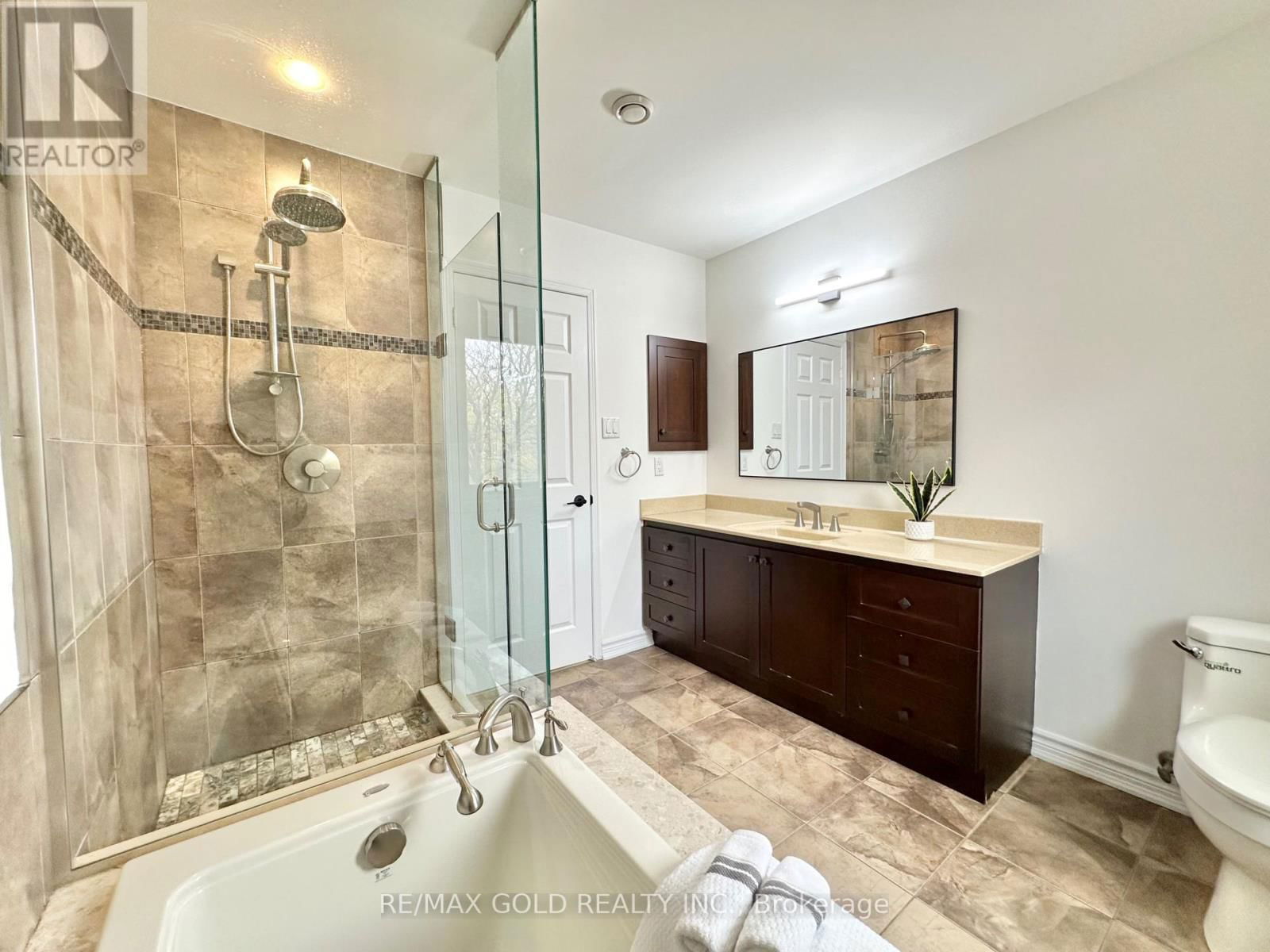 6296 CULMORE CRESCENT Image 30