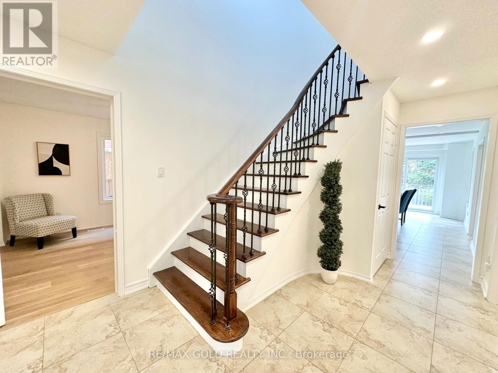 6296 CULMORE CRESCENT Image 4