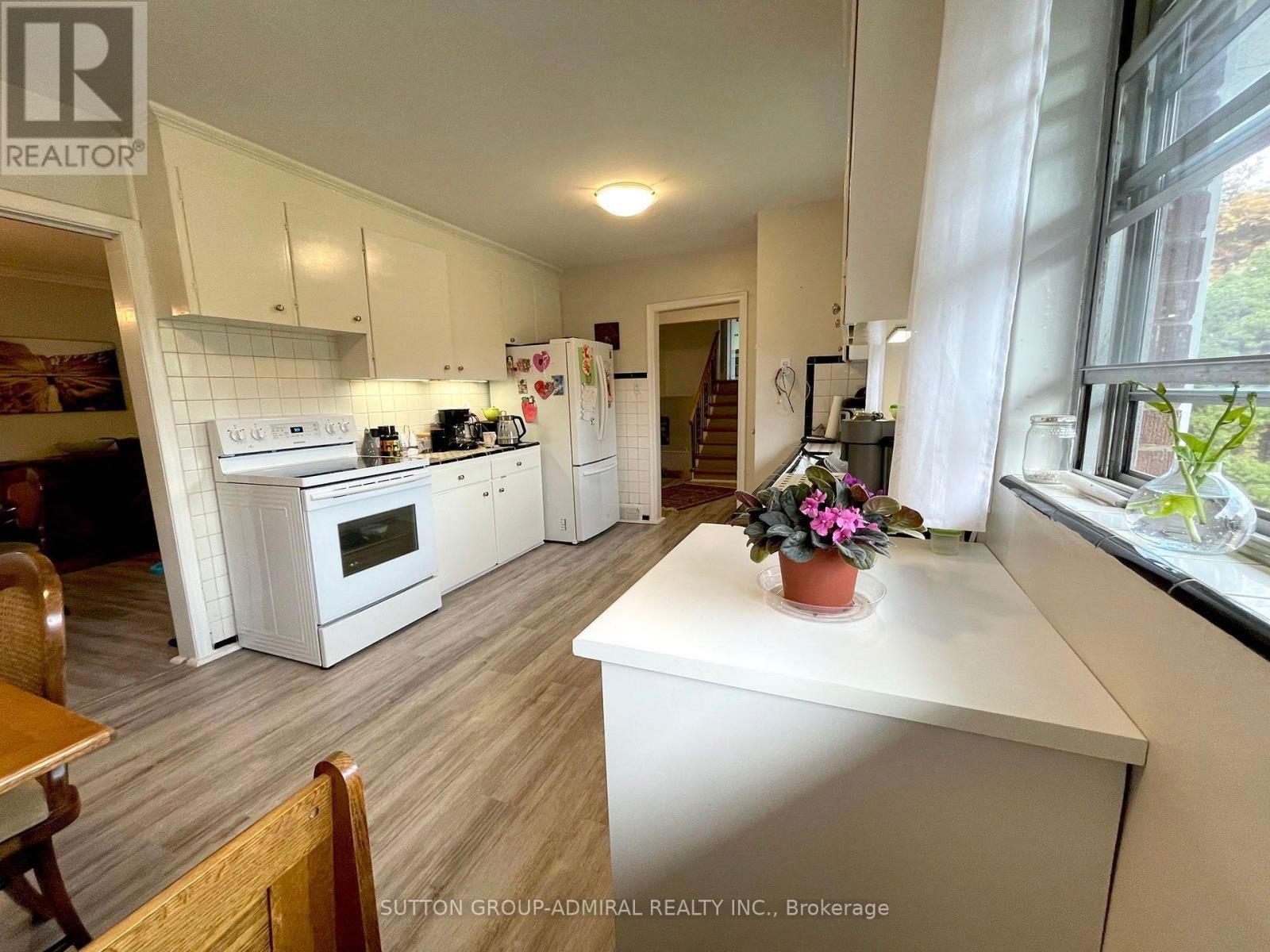 18 HARTFIELD COURT Image 3