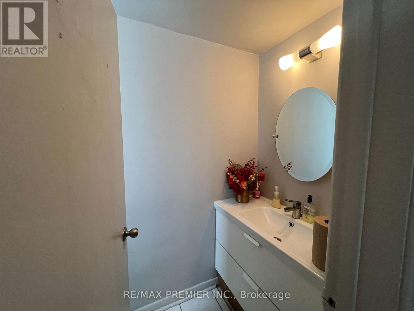 7 - 2437 FINCH AVENUE WEST Image 6