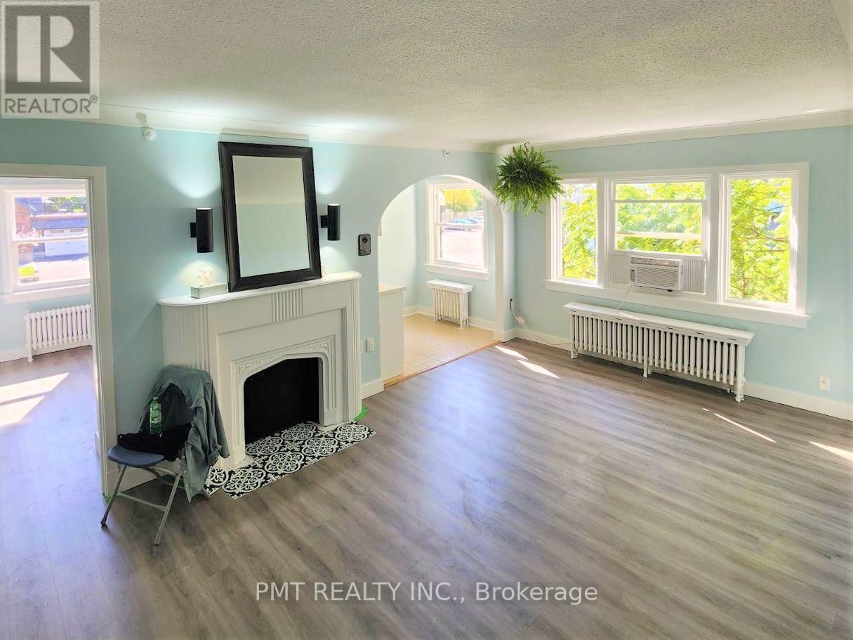 7 - 8 WELLINGTON STREET WEST Image 3