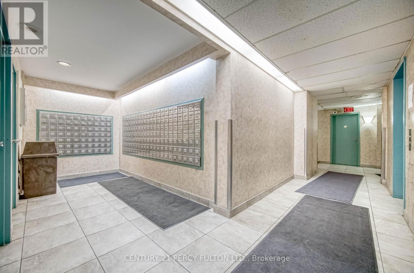 2009 - 3077 WESTON ROAD Image 9