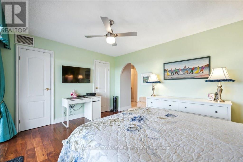 1102 - 2175 MARINE DRIVE Image 23