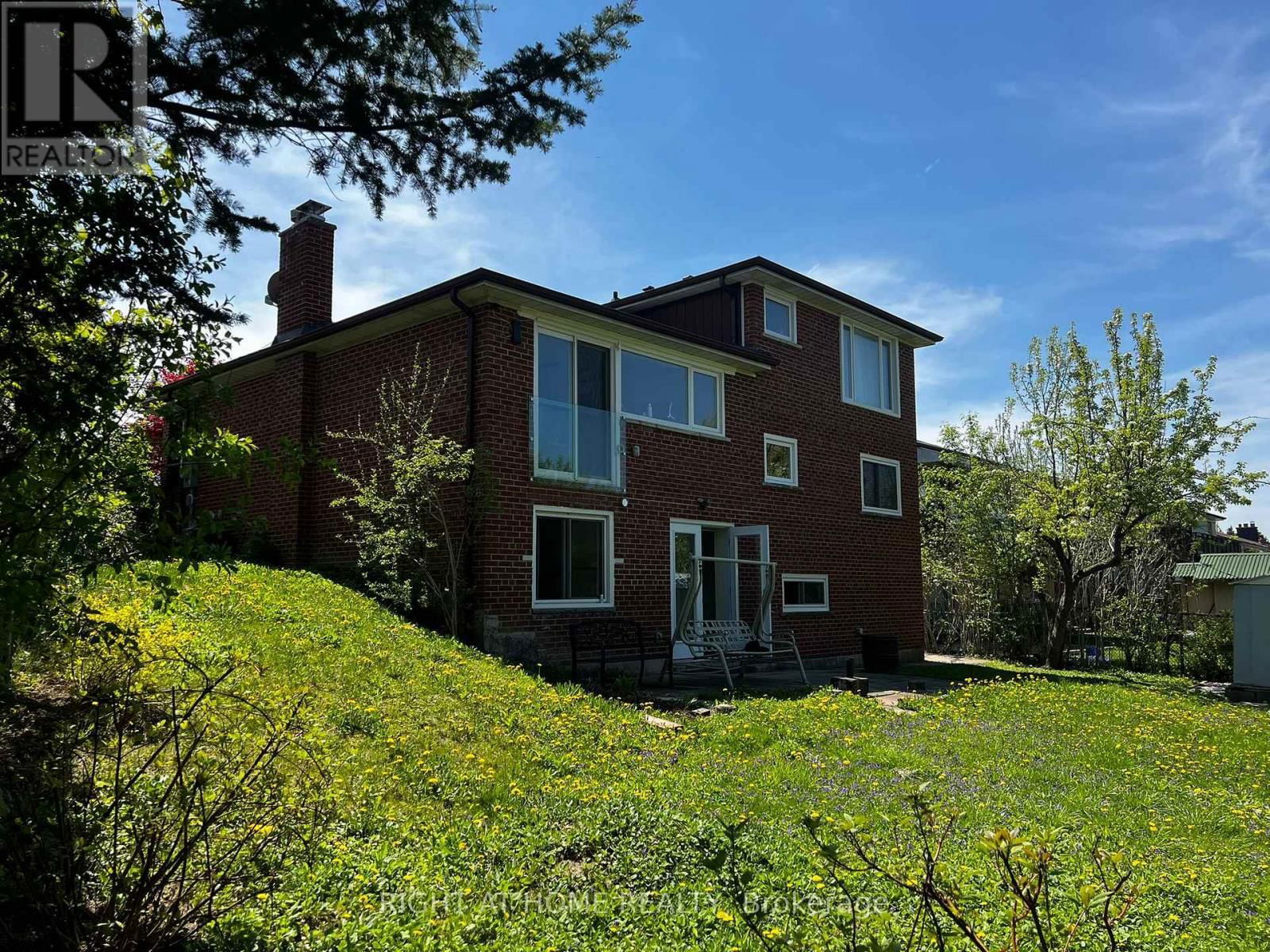 35 TROUTBROOKE DRIVE Image 15