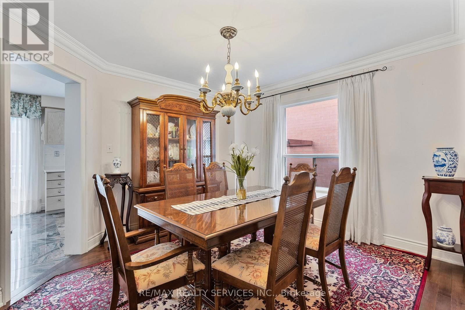 14 LIVINGSTON DRIVE Image 13