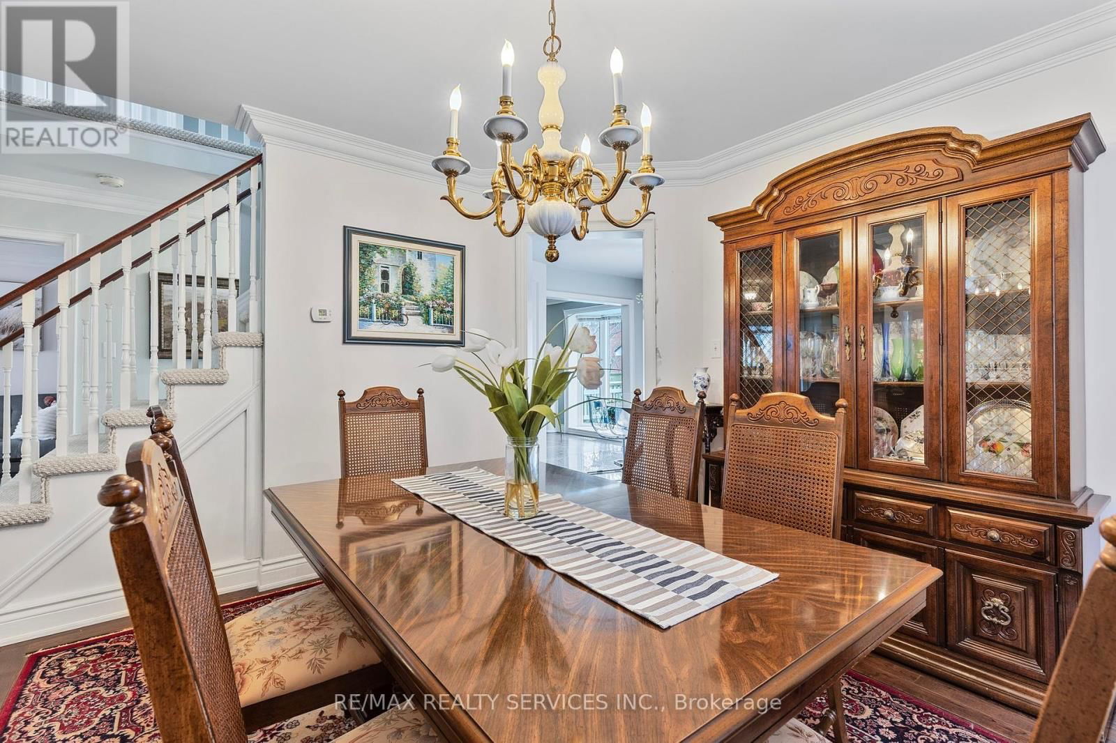 14 LIVINGSTON DRIVE Image 15