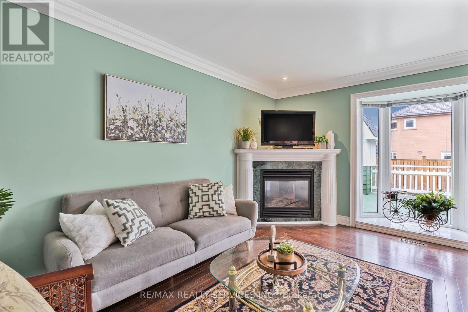 14 LIVINGSTON DRIVE Image 22