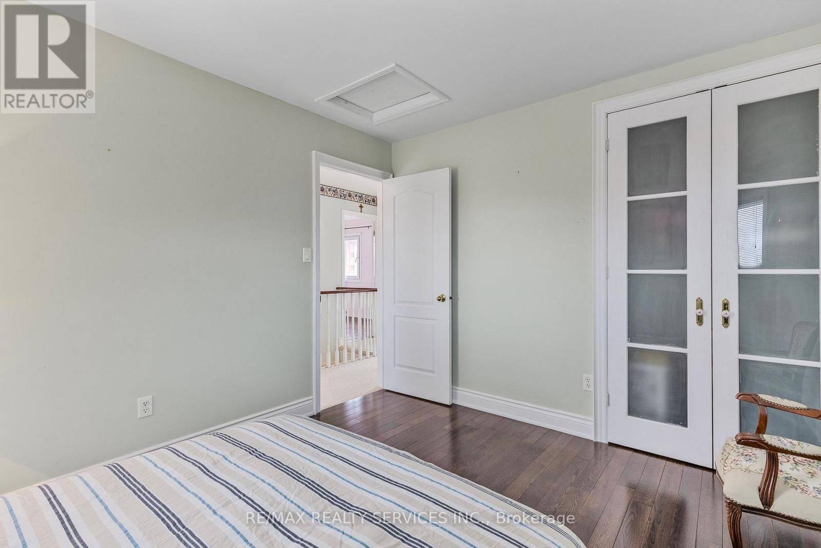 14 LIVINGSTON DRIVE Image 27