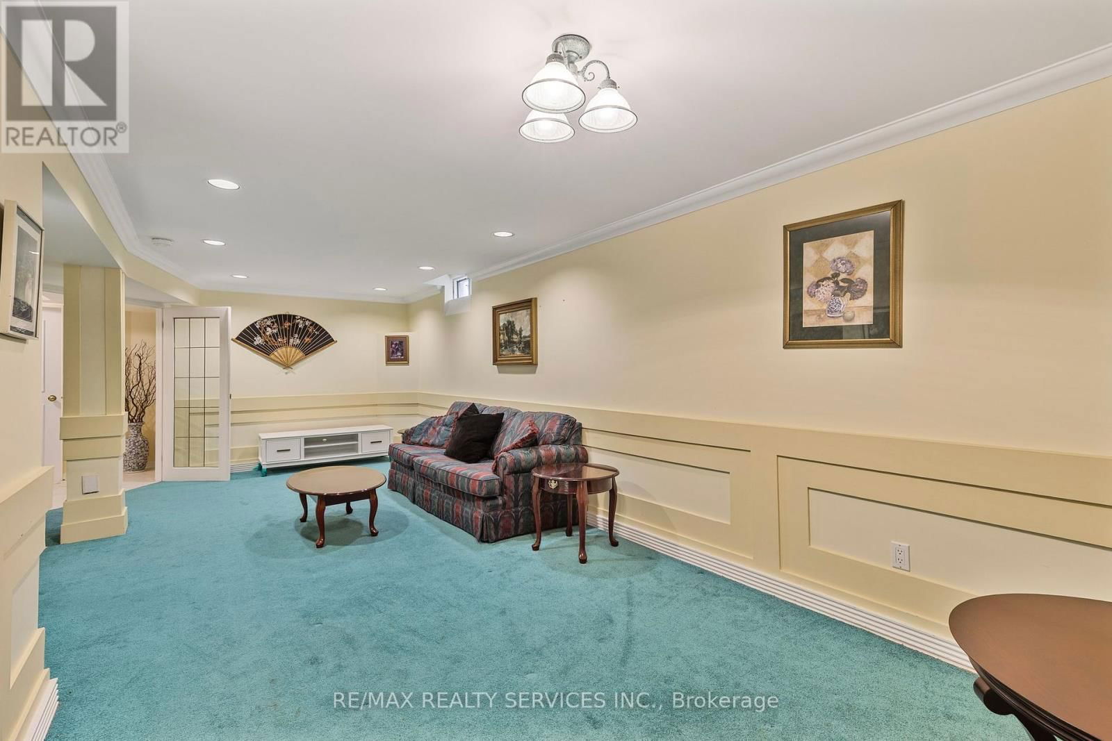 14 LIVINGSTON DRIVE Image 39