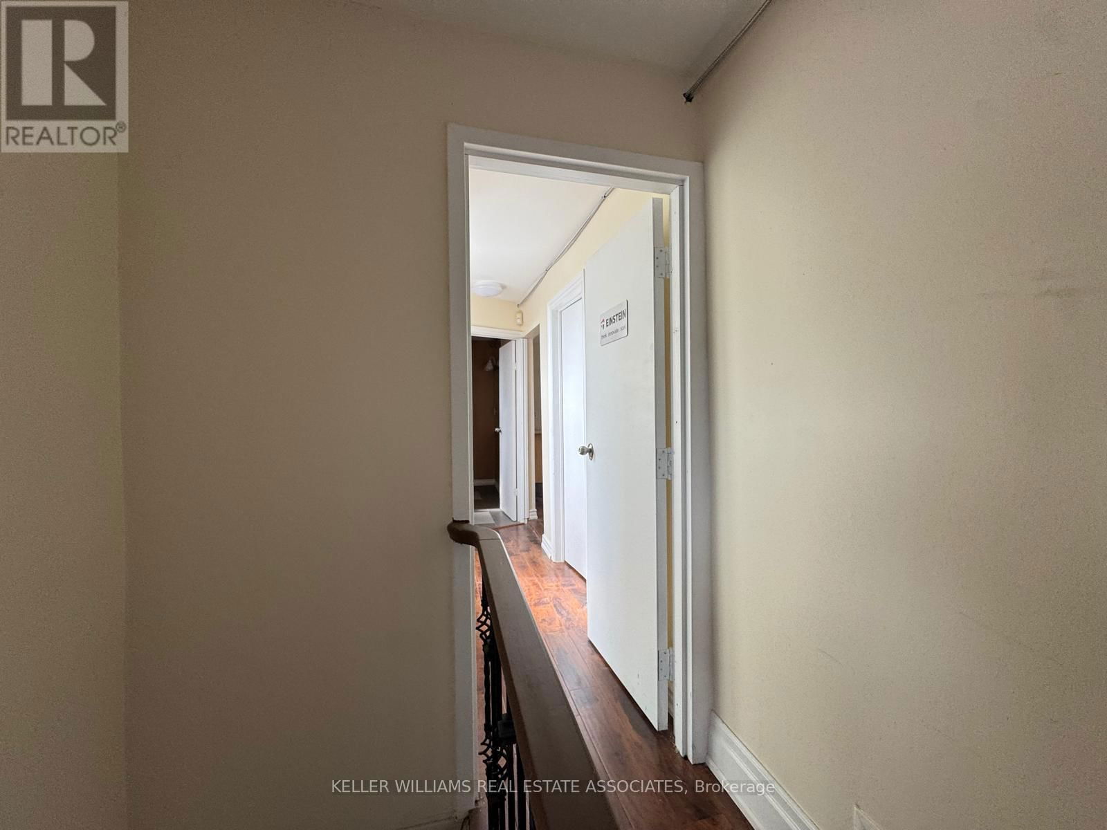 755 LAKESHORE ROAD EAST Image 6