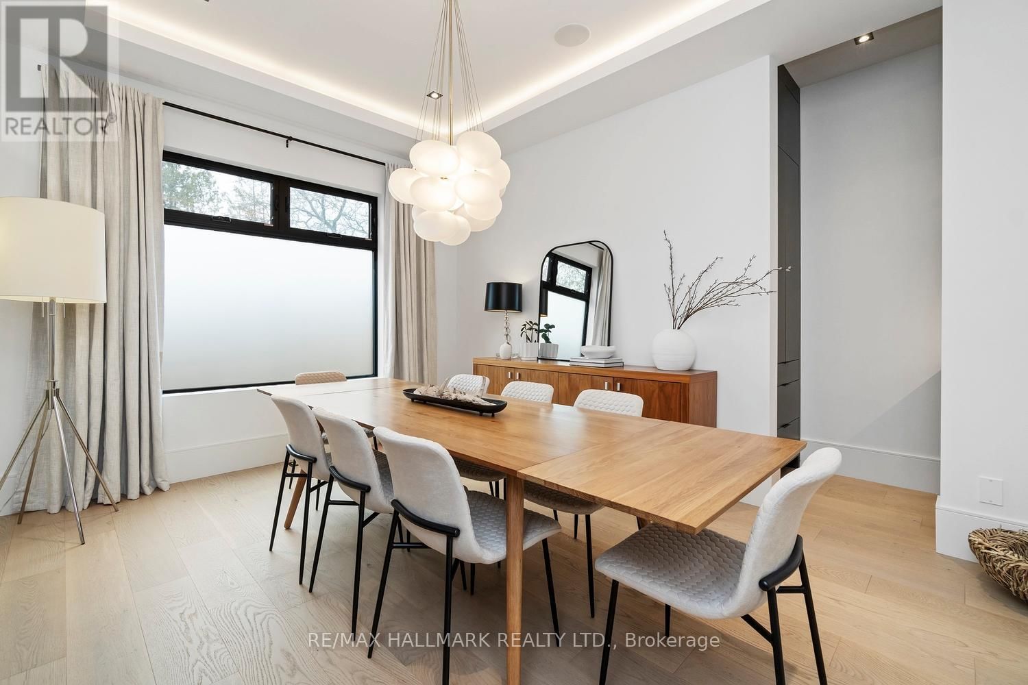 1403 WREN AVENUE Image 2