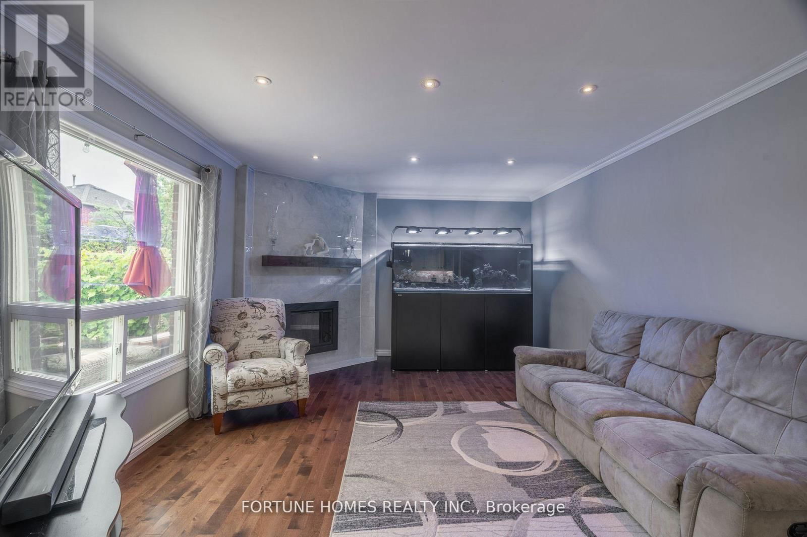 14 SHADYWOOD ROAD Image 15